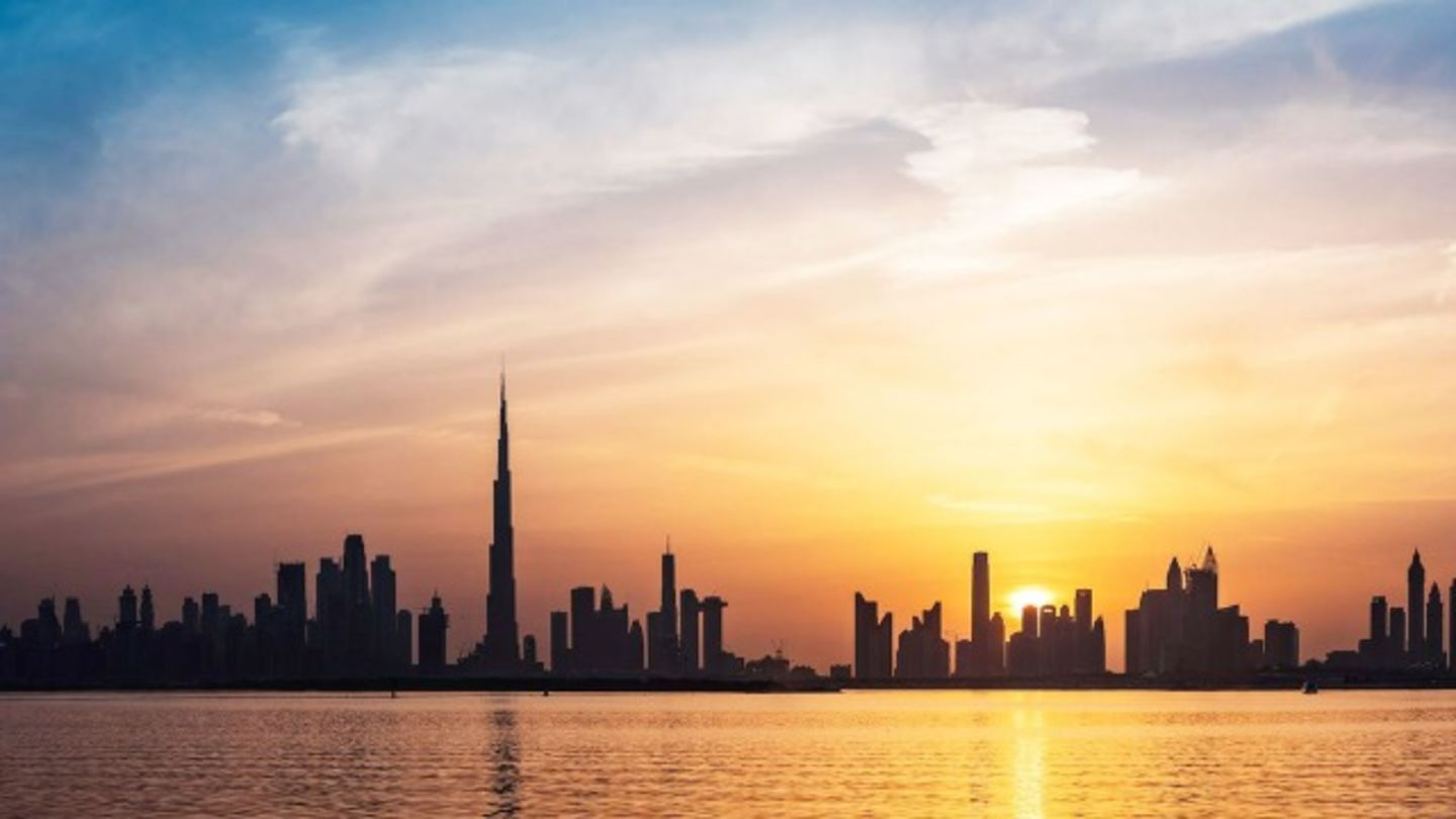 Maple Leaf Real Estate(Real Estate Agencies) in Al Muteena, Dubai HiDubai