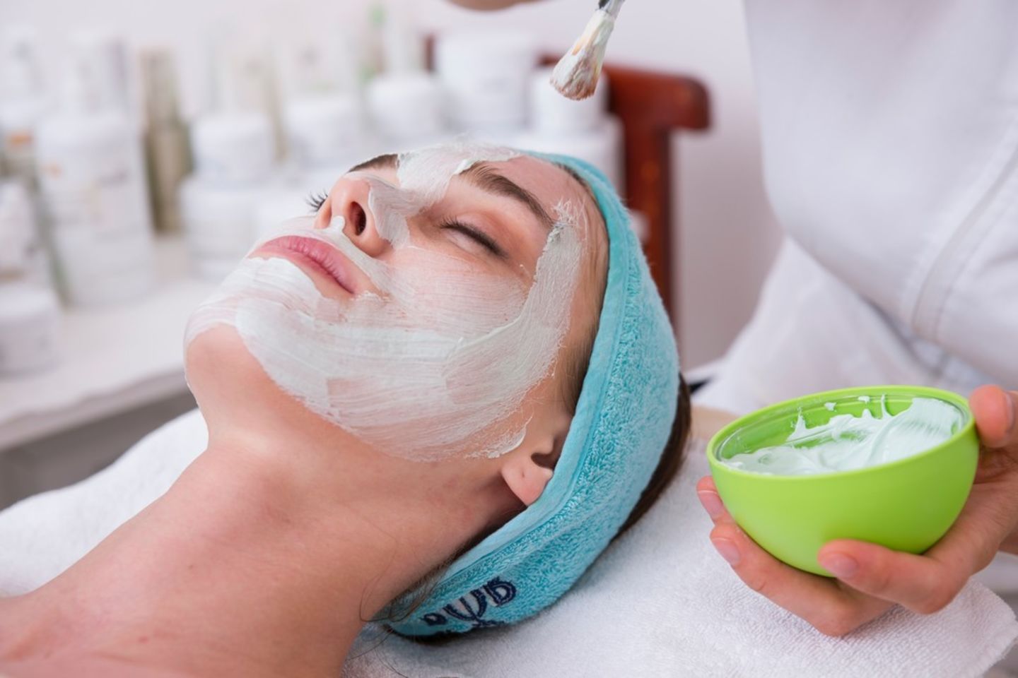 HiDubai-business-lunar-beauty-lounge-beauty-wellness-health-beauty-salons-dubai-sports-city-al-hebiah-4-dubai