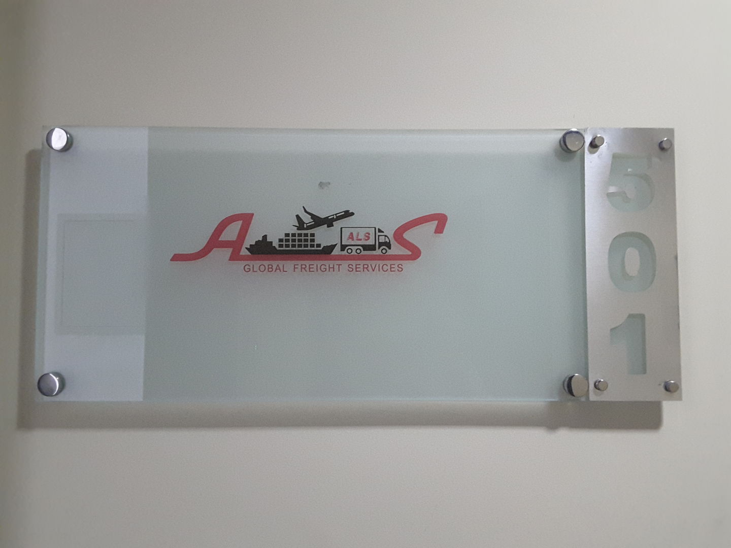 HiDubai-business-als-global-freight-services-shipping-logistics-road-cargo-services-green-community-dubai-investment-park-1-dubai-2
