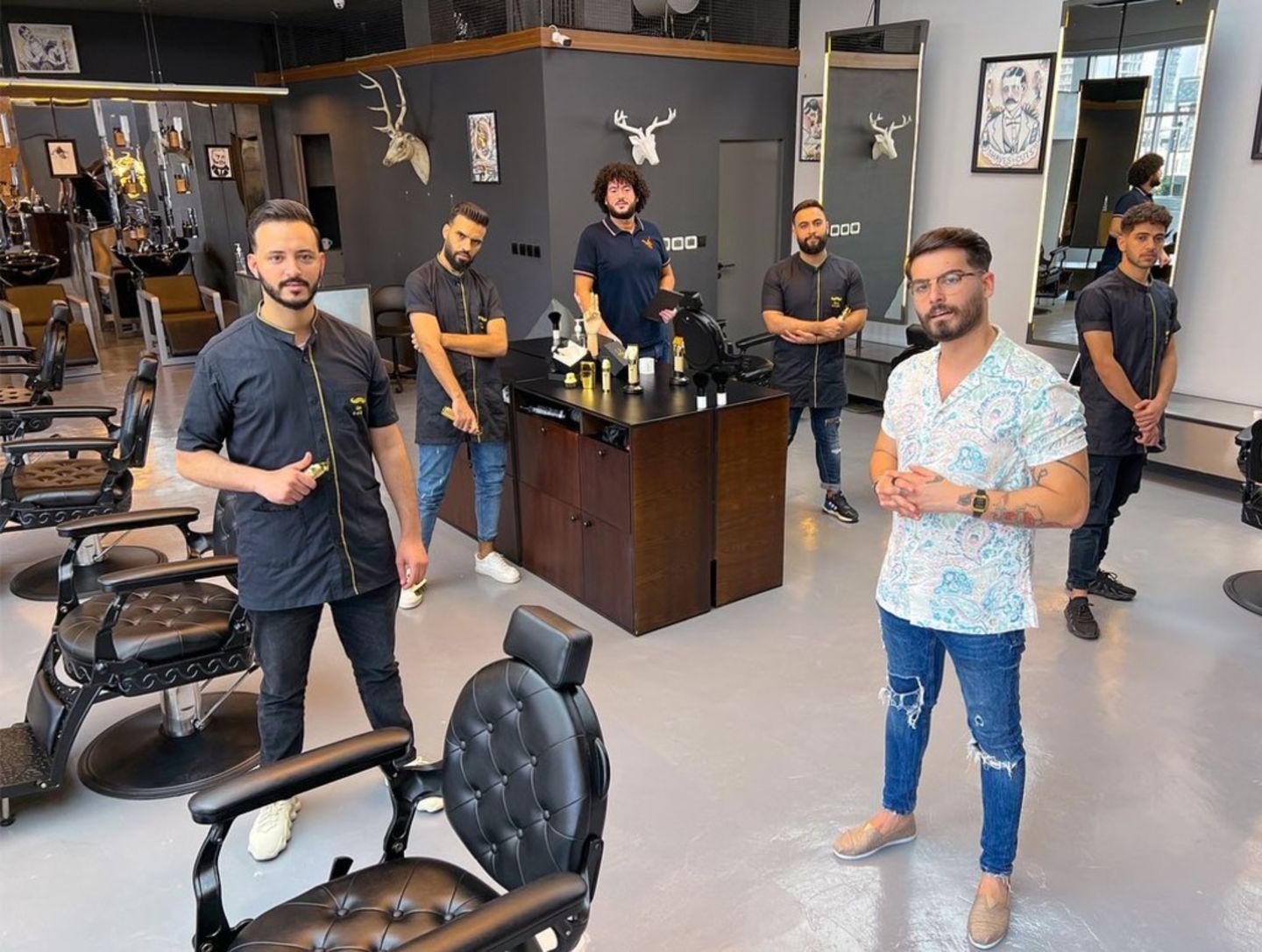 HiDubai-business-hair-hunter-gents-salon-beauty-wellness-health-beauty-salons-business-bay-dubai
