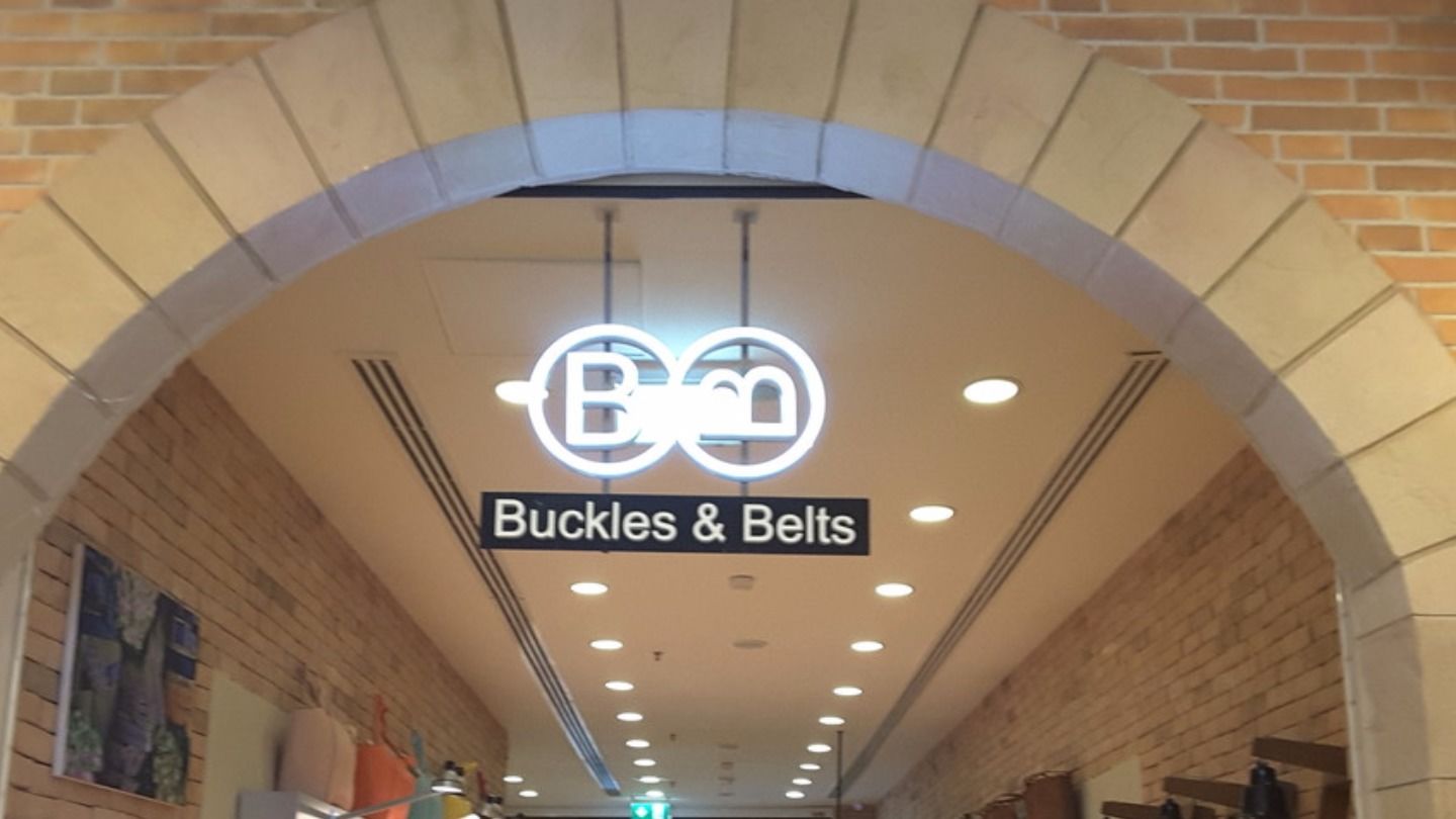 HiDubai-business-buckles-belts-shopping-fashion-accessories-jumeirah-1-dubai-2