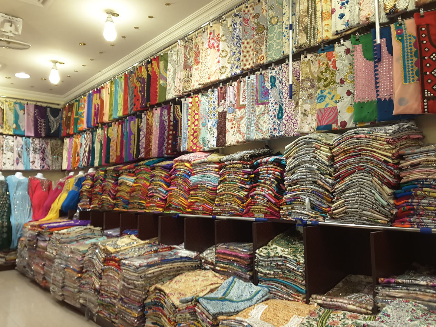 HiDubai-business-mohammad-zahir-abdul-ghani-shopping-apparel-naif-dubai-5