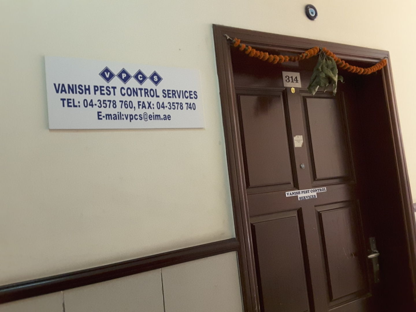 HiDubai-business-vanish-pest-control-services-home-pest-control-disinfection-services-al-karama-dubai-2