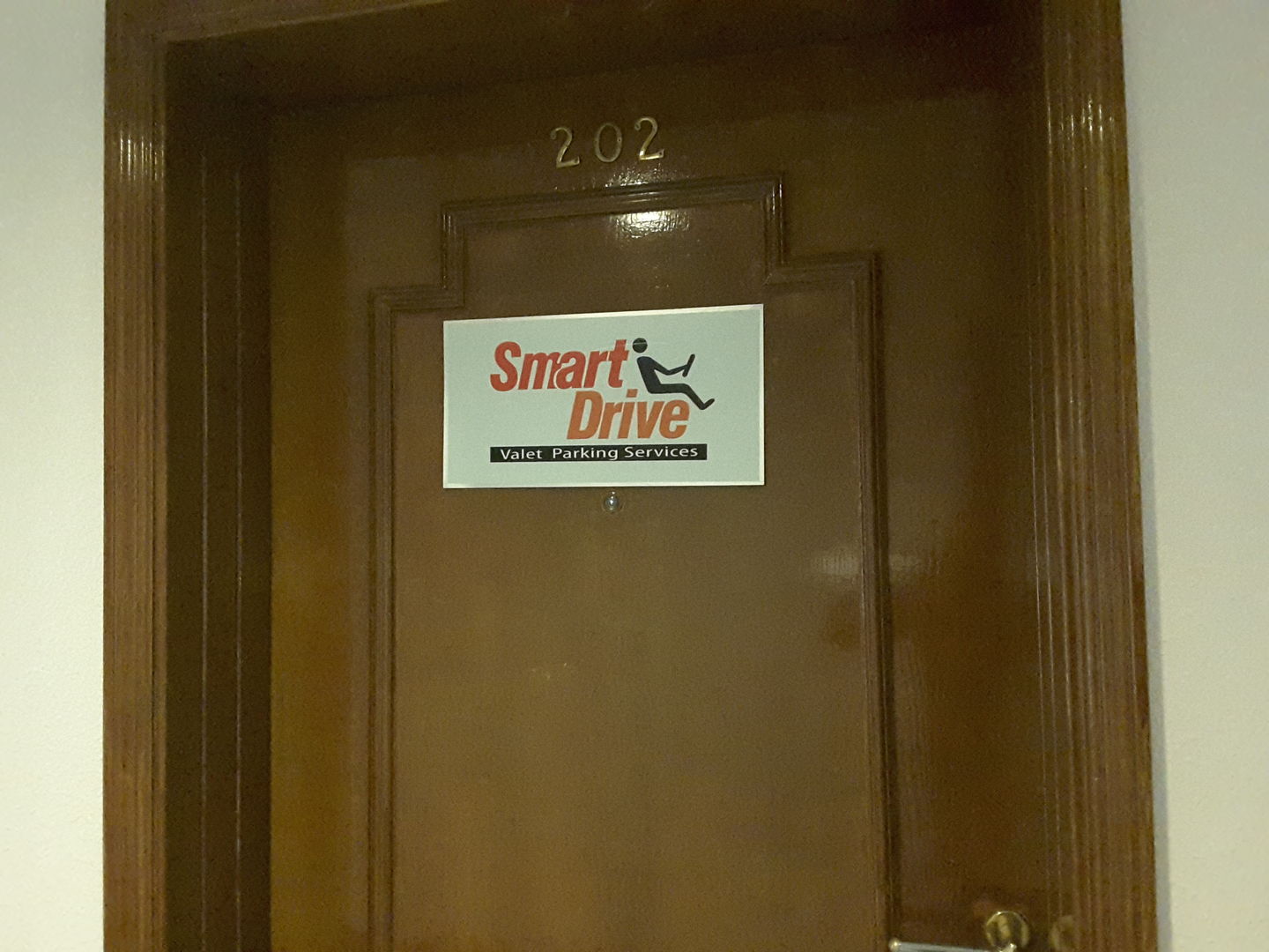 HiDubai-business-smart-drive-valet-parking-services-transport-vehicle-services-private-transport-al-khabaisi-dubai
