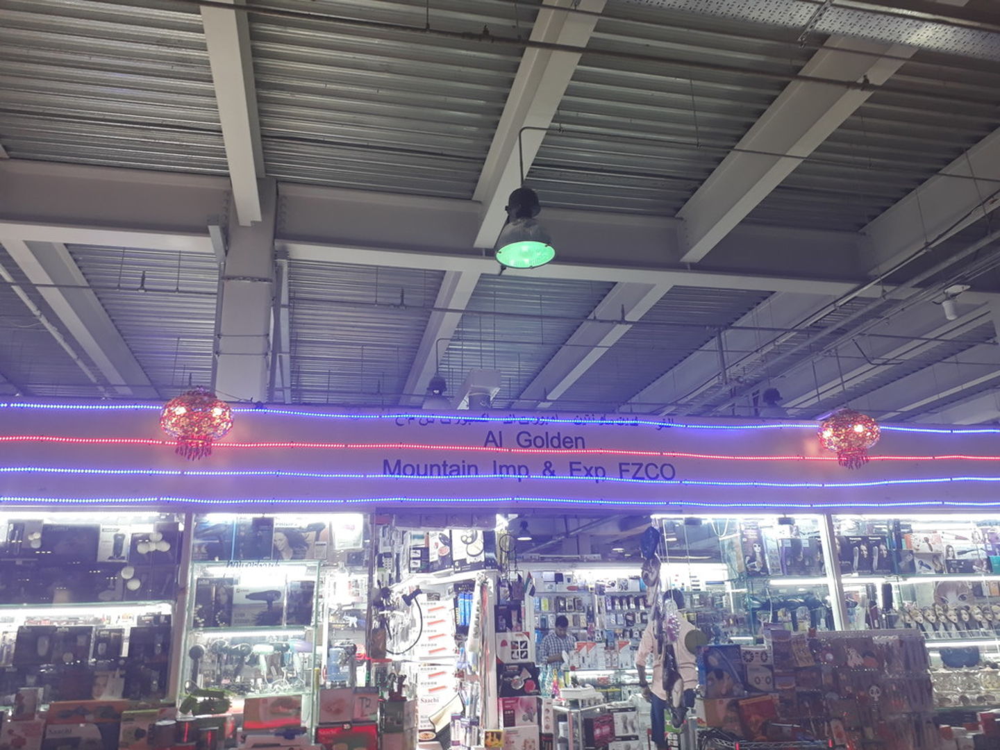 HiDubai-business-al-golden-mountain-import-and-export-shopping-fashion-accessories-international-city-warsan-1-dubai-2