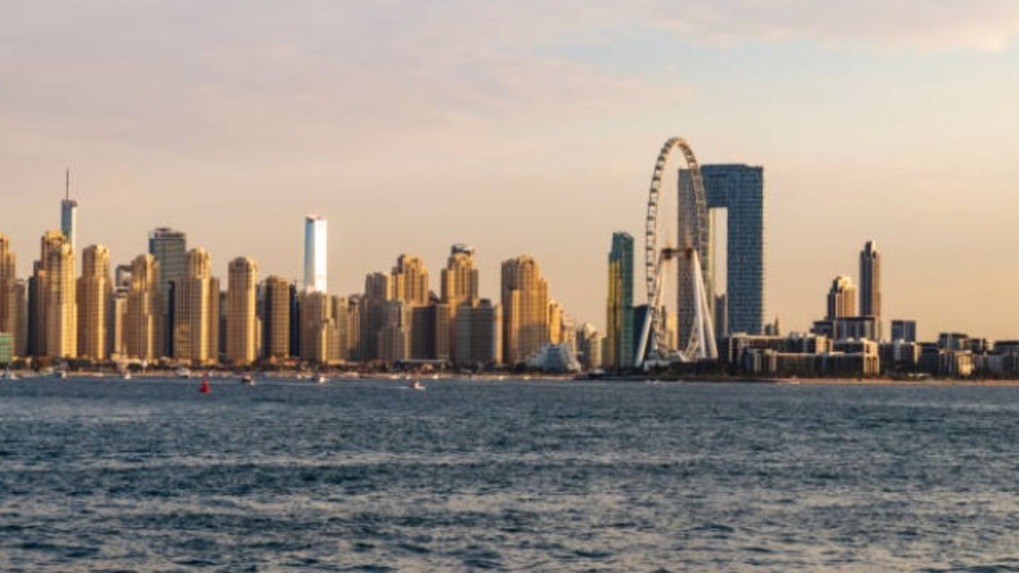 HiDubai-business-gulf-sea-real-estate-housing-real-estate-real-estate-agencies-jumeirah-beach-residence-marsa-dubai-dubai