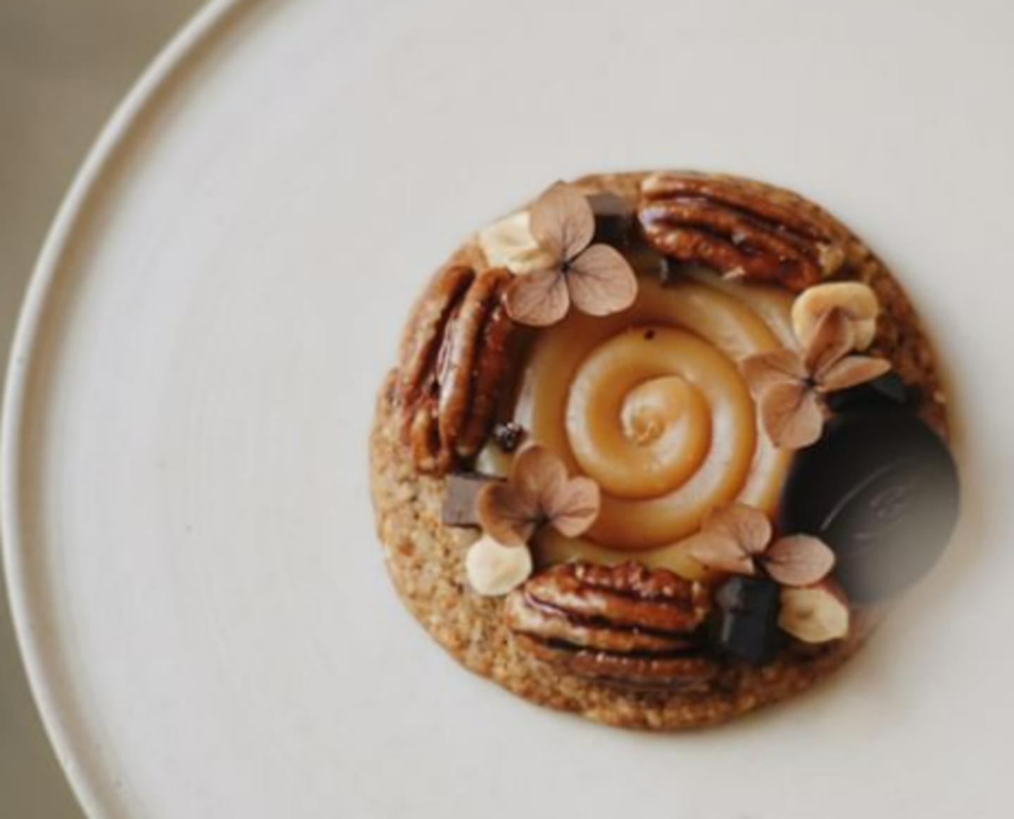 HiDubai-business-angel-cakes-bluewaters-food-beverage-coffee-shops-dubai-marina-marsa-dubai-dubai
