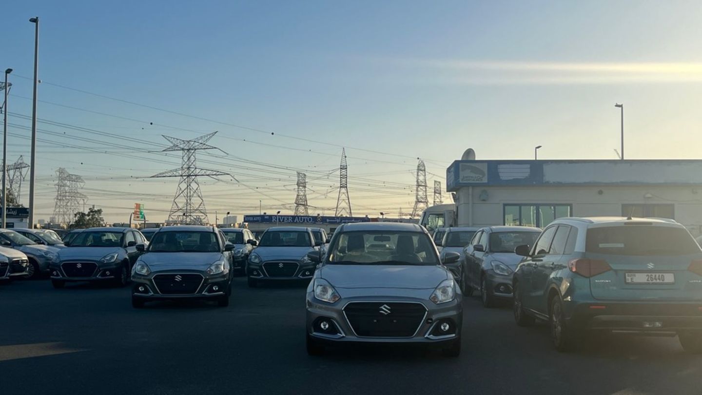 HiDubai-business-ducamz-motors-transport-vehicle-services-used-car-dealers-ras-al-khor-industrial-3-dubai