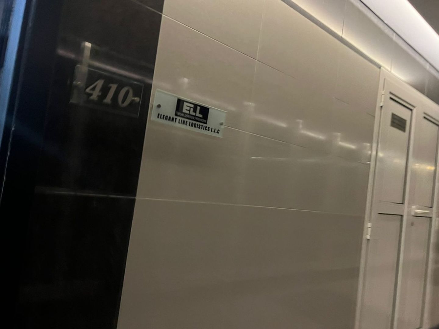 HiDubai-business-elegant-line-logistics-shipping-logistics-air-cargo-services-oud-metha-dubai-3