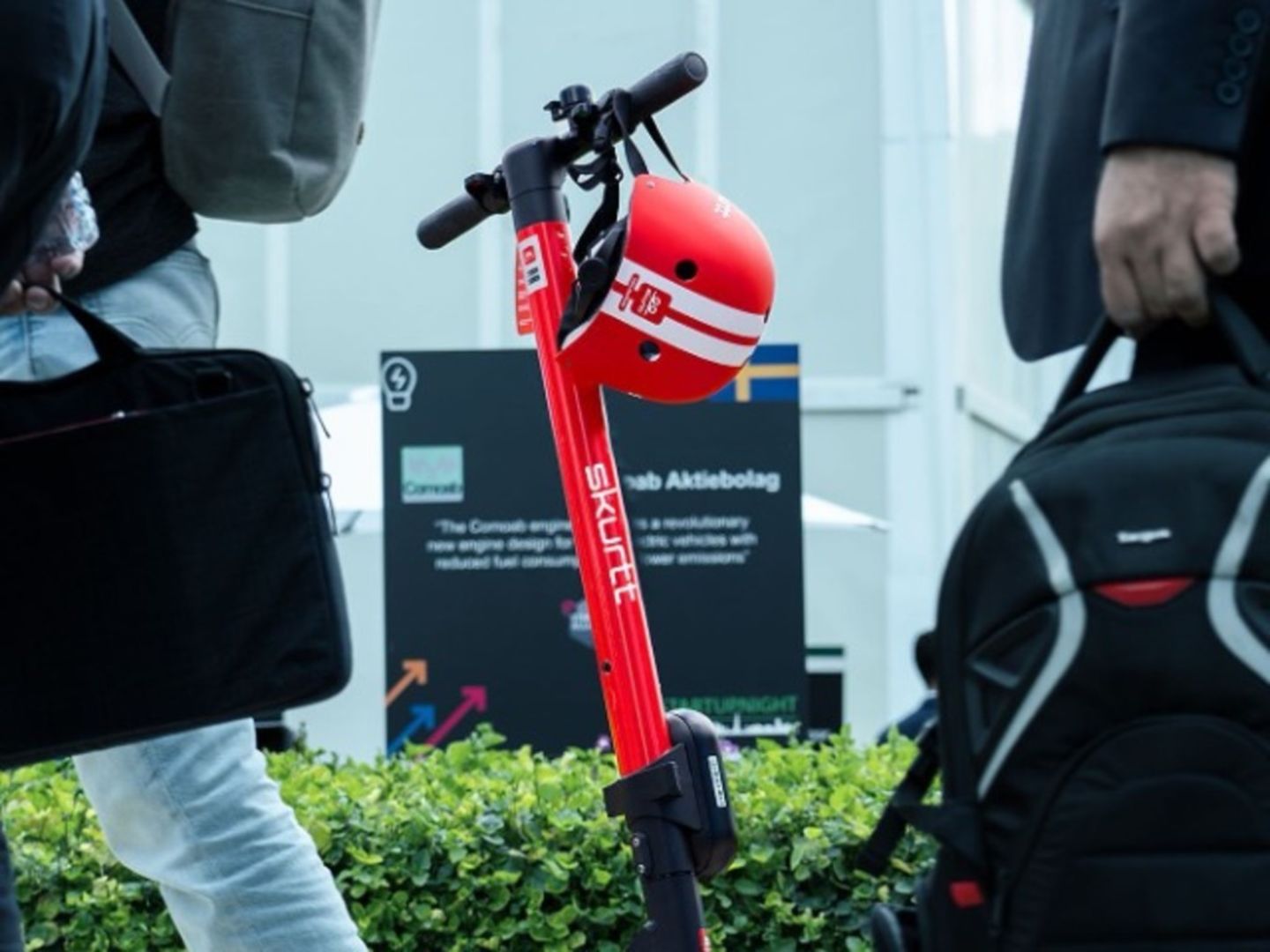 HiDubai-business-skurtt-scooter-rental-transport-vehicle-services-bicycles-rentals-dubai-marina-marsa-dubai-dubai-6