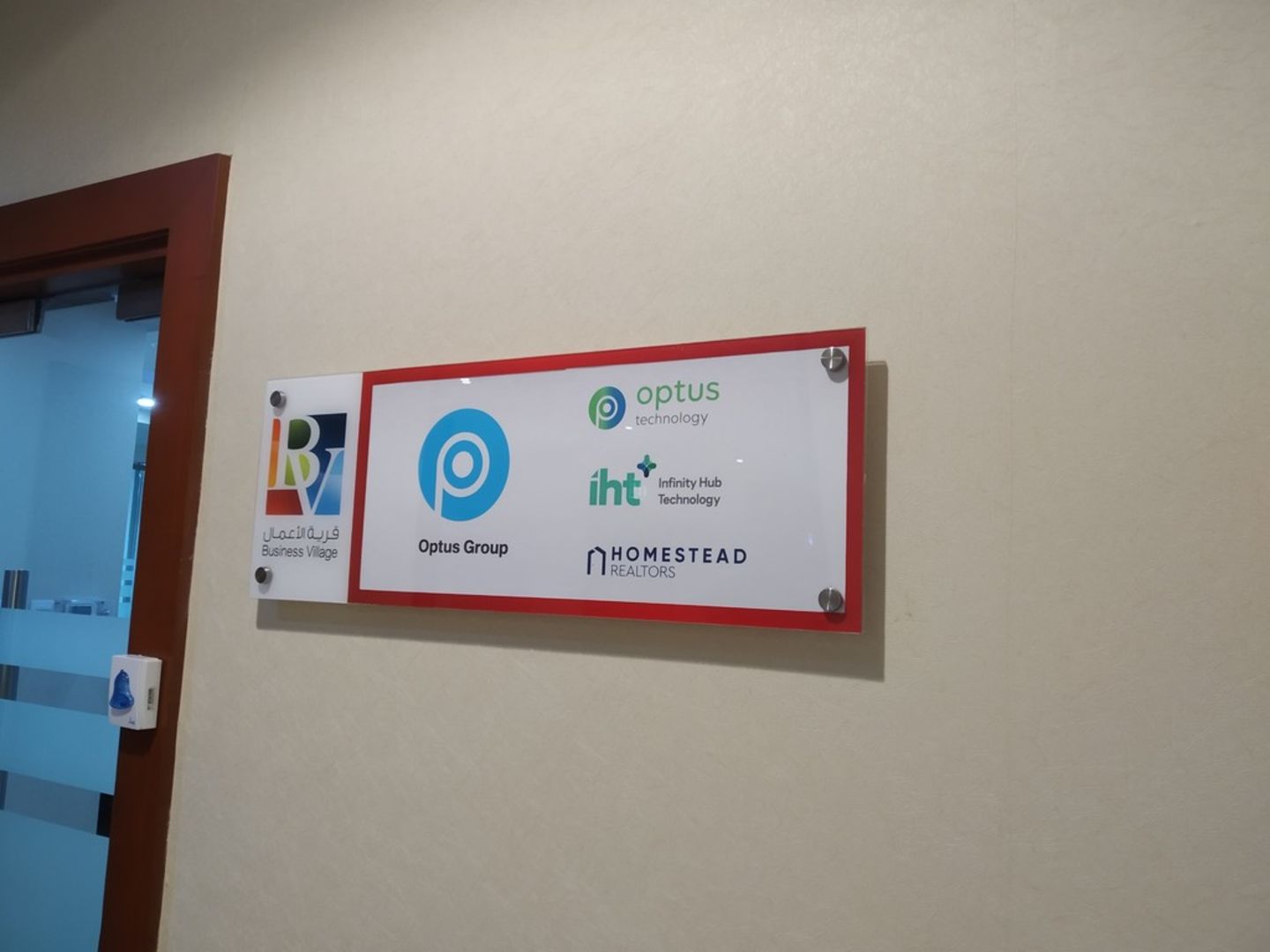 HiDubai-business-infinity-hub-technology-media-marketing-it-it-telecommunication-port-saeed-dubai