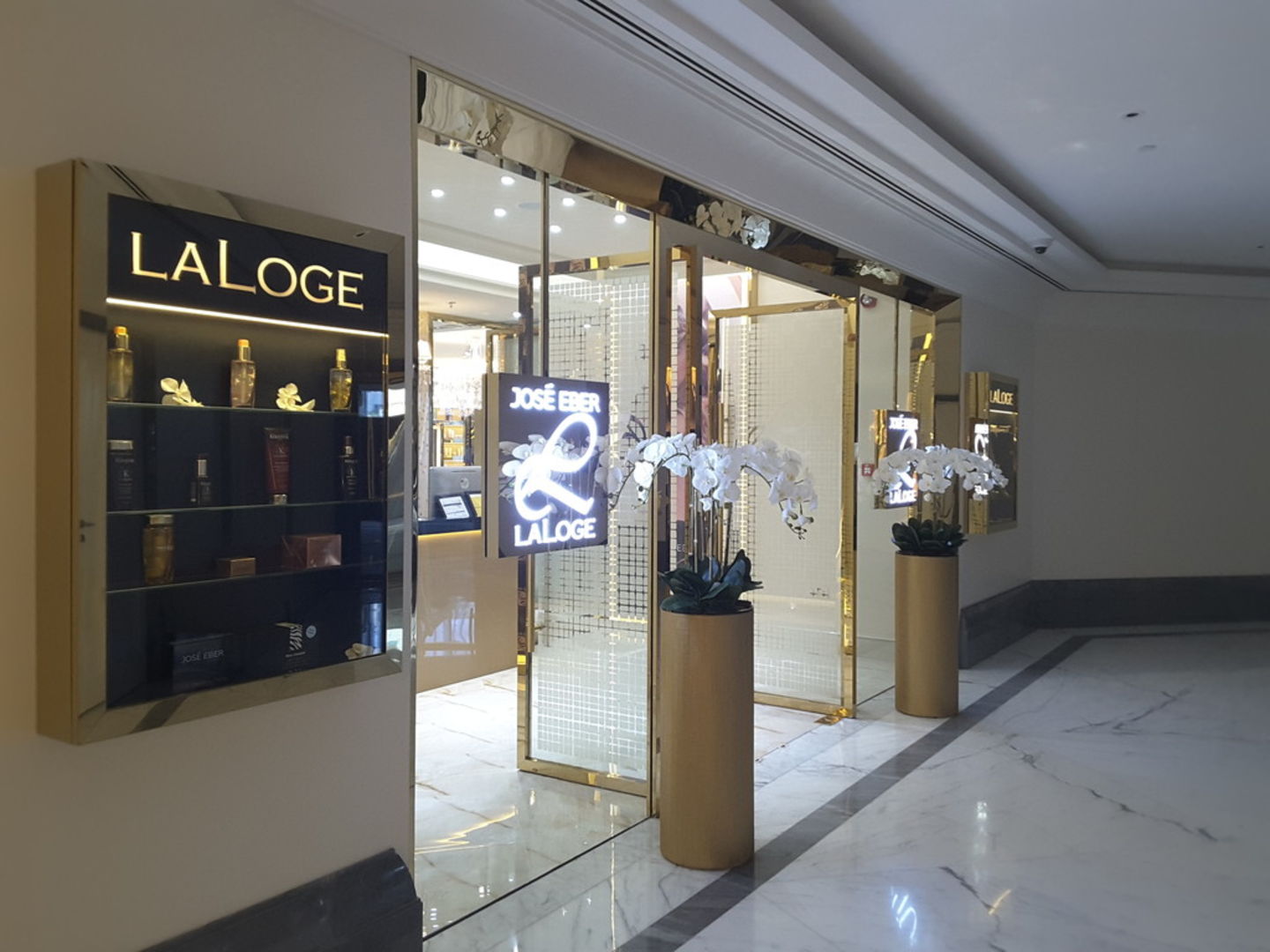 HiDubai-business-la-loge-beauty-saloon-beauty-wellness-health-beauty-salons-downtown-dubai-dubai-2