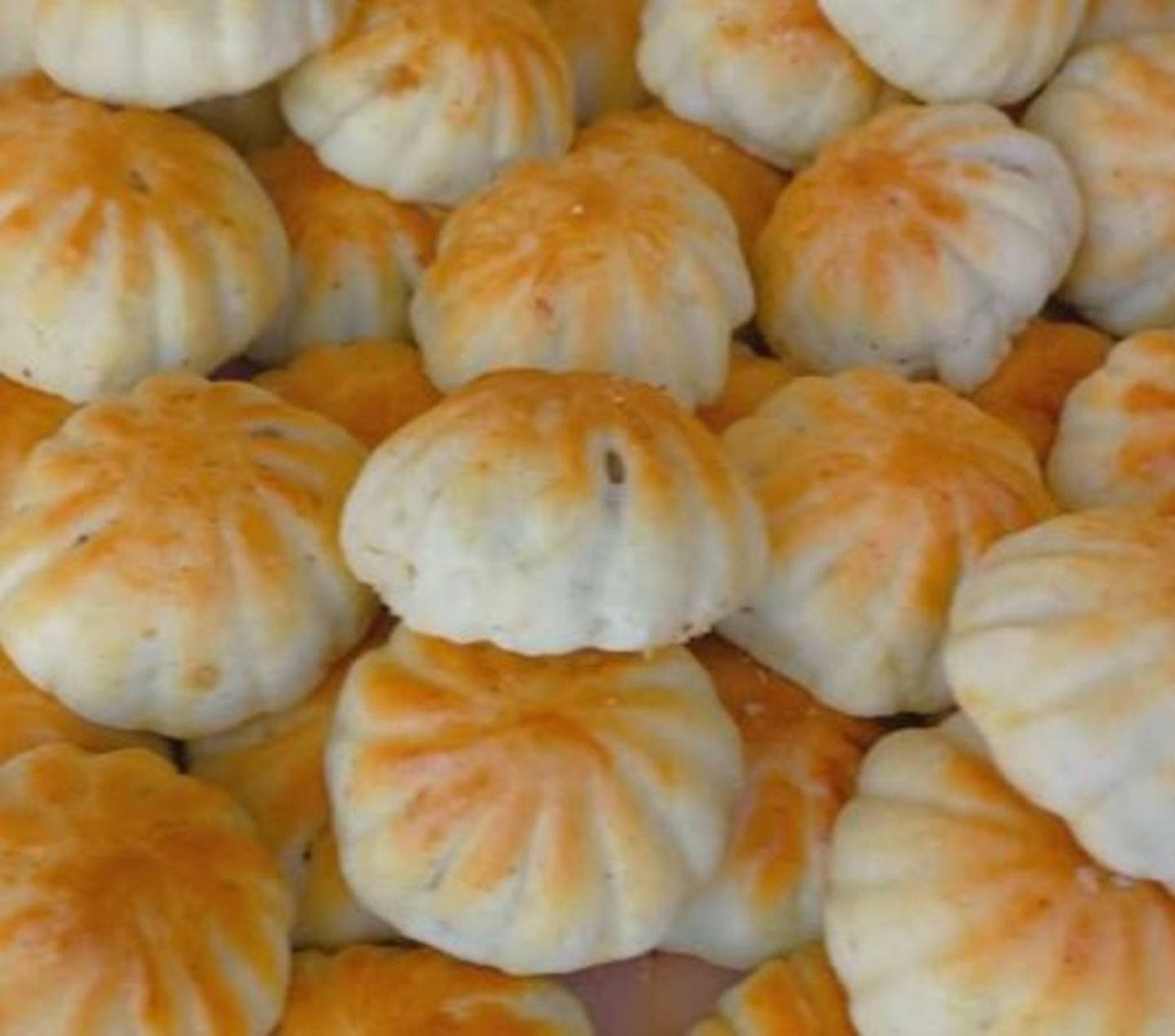 HiDubai-business-hawa-baghdad-sweets-food-beverage-bakeries-desserts-sweets-international-city-warsan-1-dubai