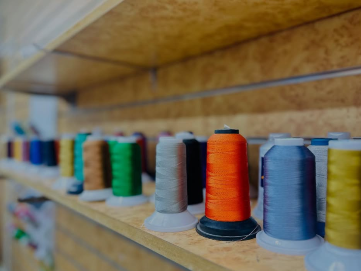 HiDubai-business-new-moon-embroidery-home-tailoring-al-satwa-dubai