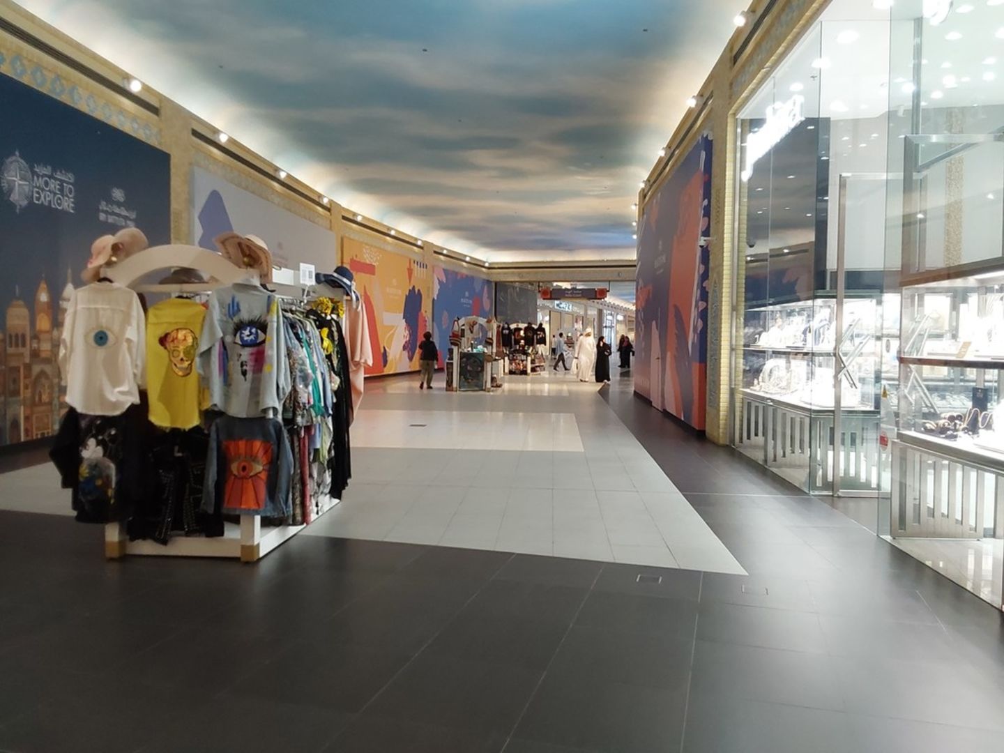 HiDubai-business-the-souk-shopping-fashion-accessories-ibn-batuta-jebel-ali-1-dubai