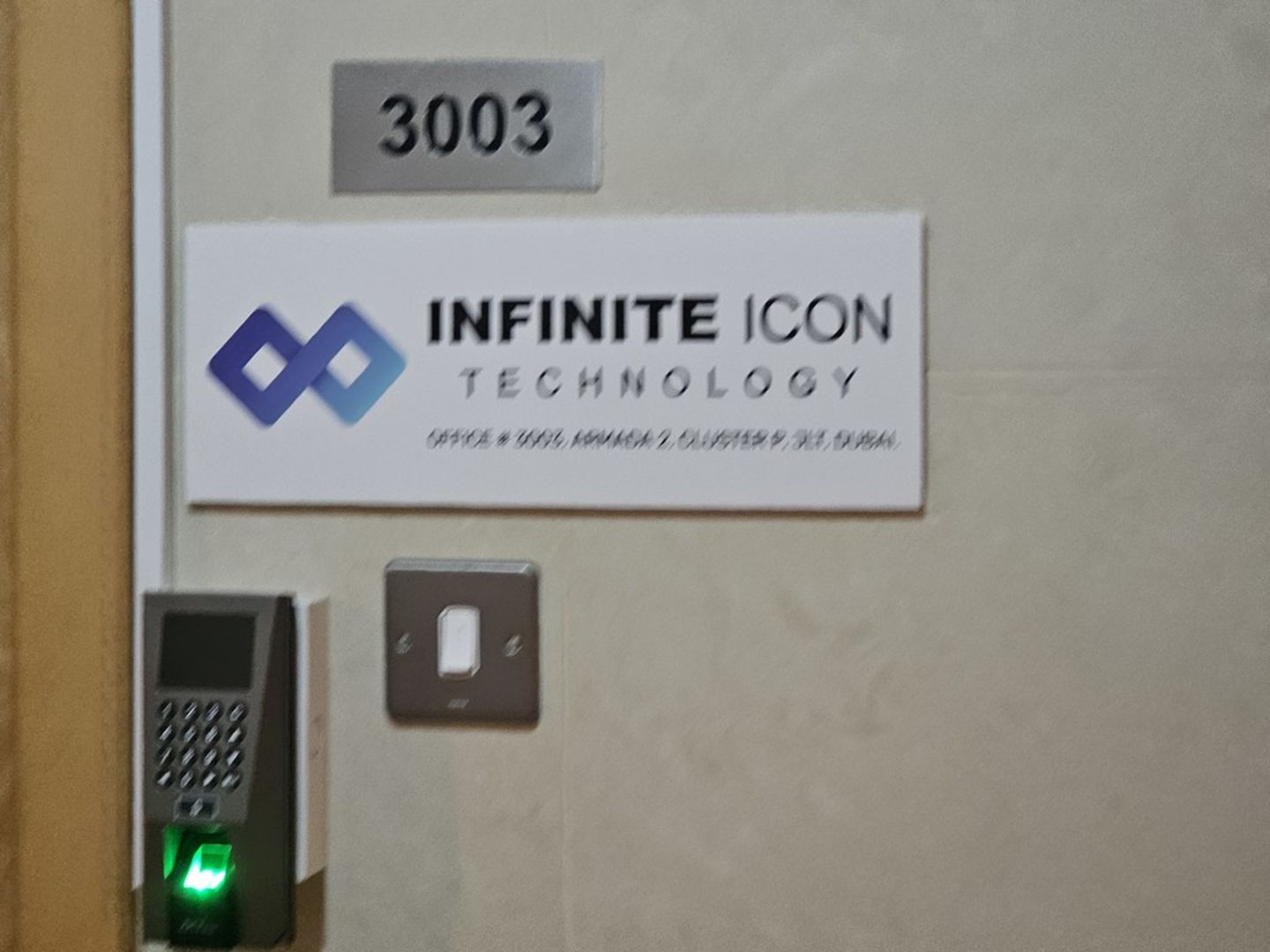 HiDubai-business-infinite-icon-technology-b2b-services-it-services-jumeirah-lake-towers-al-thanyah-5-dubai