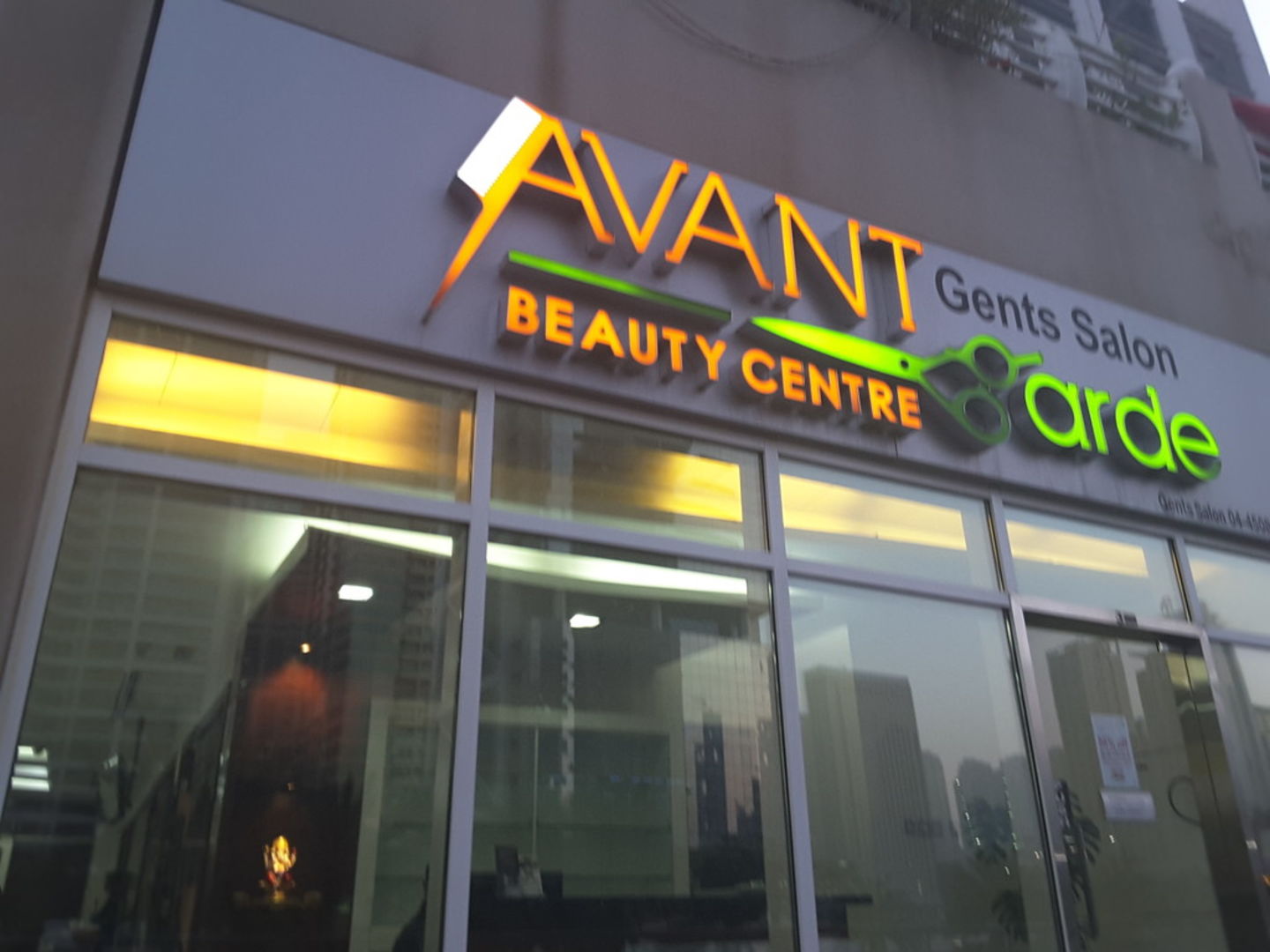 HiDubai-business-avant-garde-beauty-salon-beauty-wellness-health-beauty-salons-jumeirah-lake-towers-al-thanyah-5-dubai-2