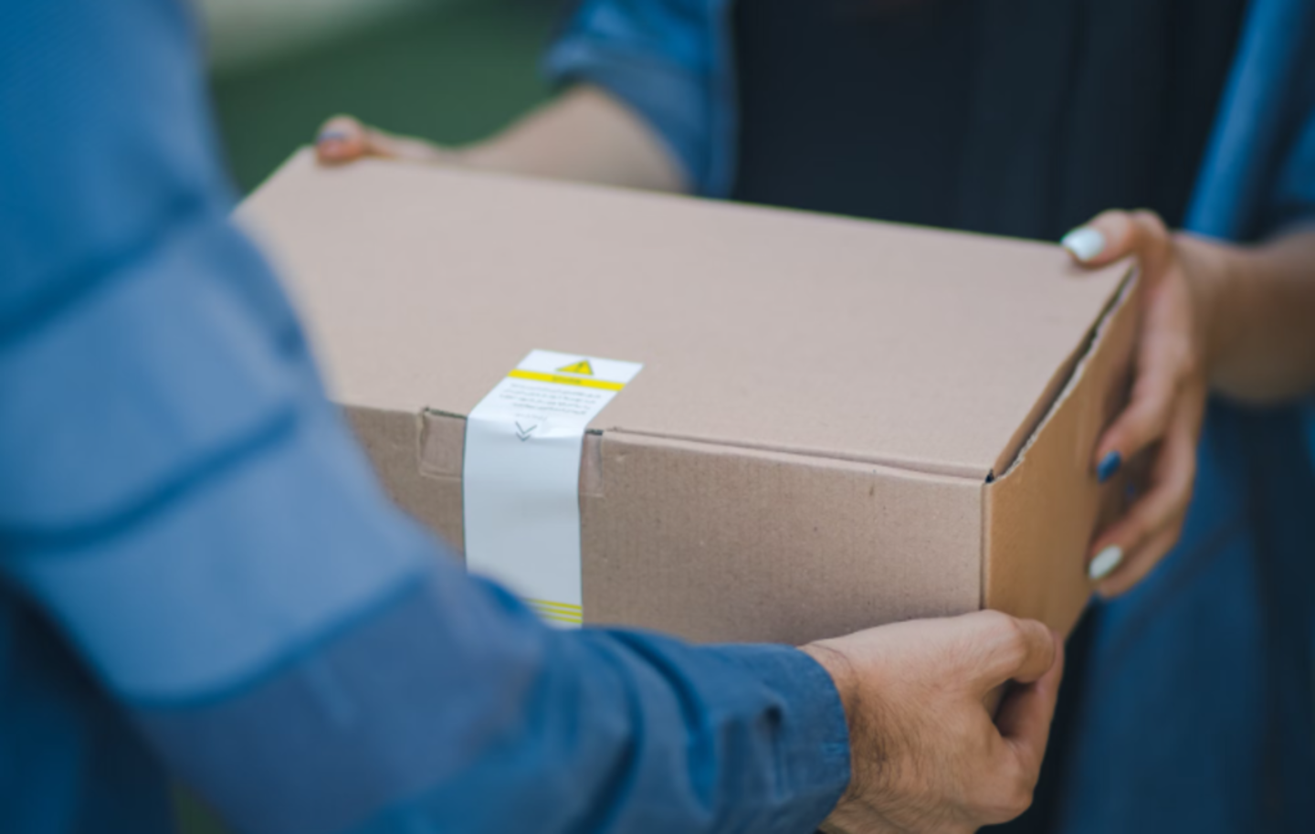 HiDubai-business-rainbow-city-delivery-services-shipping-logistics-courier-delivery-services-business-bay-dubai