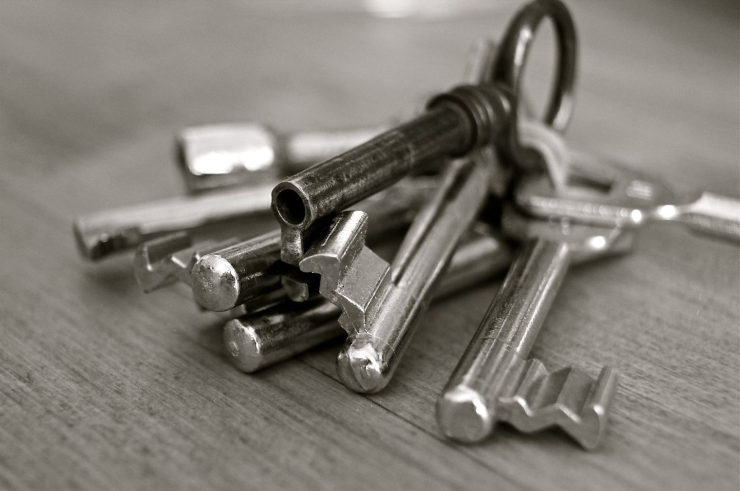 HiDubai-business-aswar-al-quds-locks-keys-trading-home-hardware-fittings-naif-dubai-2