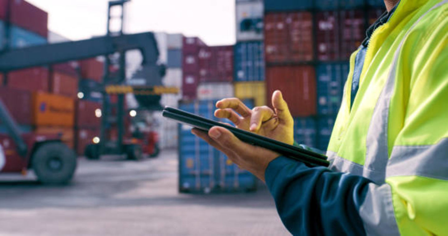 HiDubai-business-dintec-shipping-logistics-shipping-jumeirah-lake-towers-al-thanyah-5-dubai