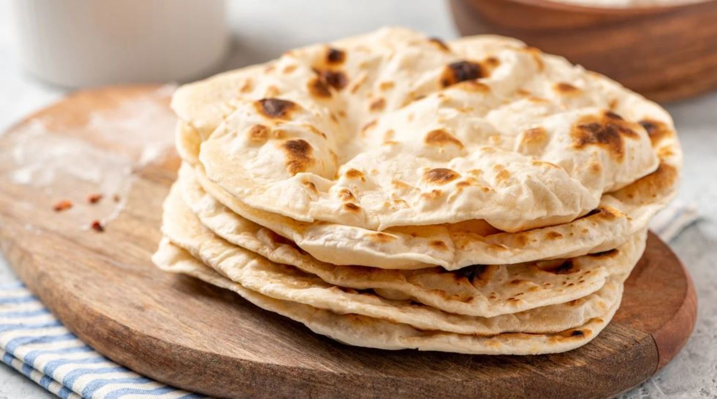 HiDubai-business-spin-rahim-bakery-food-beverage-bakeries-desserts-sweets-al-satwa-dubai