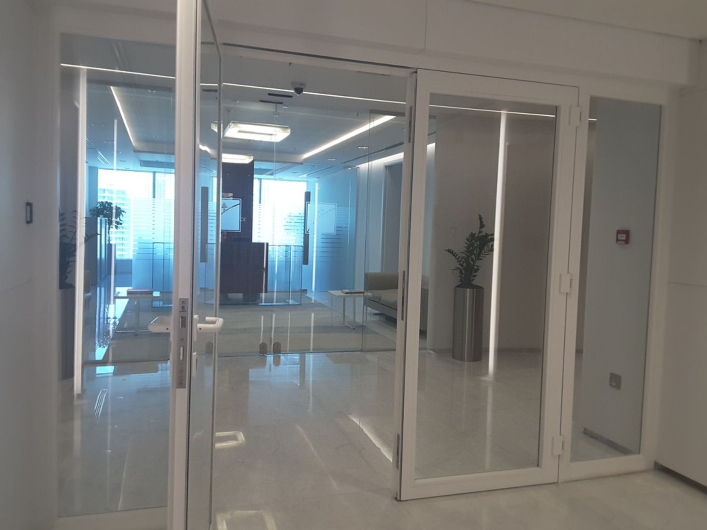 HiDubai-business-blom-bank-france-b2b-services-holding-companies-business-bay-dubai-2