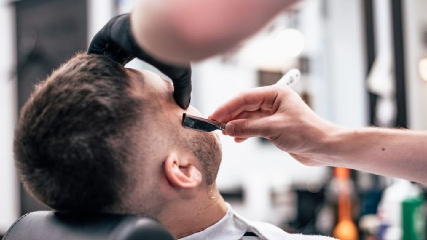 HiDubai-business-smart-hair-lab-gents-salon-beauty-wellness-health-beauty-salons-al-karama-dubai