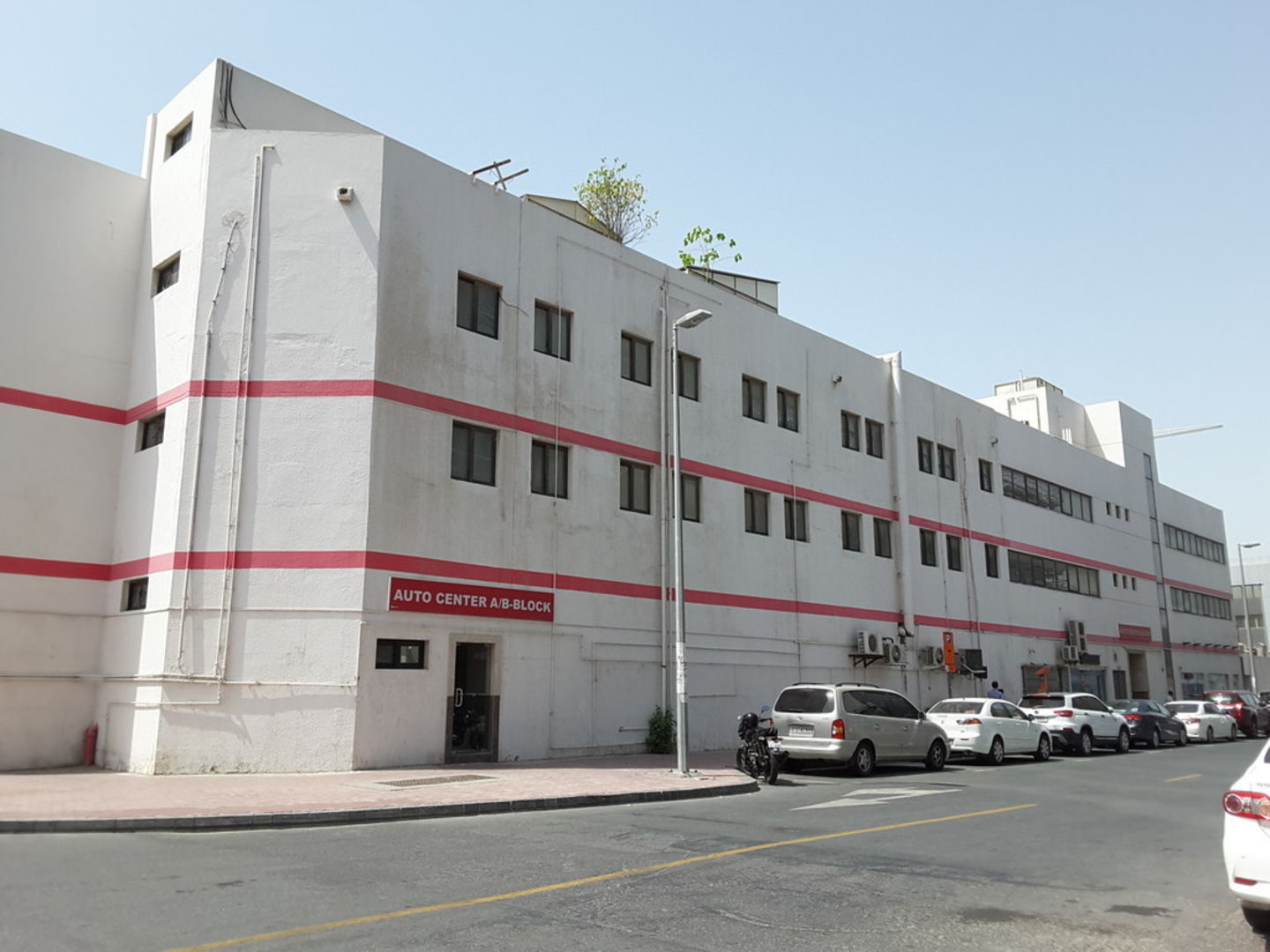 HiDubai-business-e-v-o-cars-rental-transport-vehicle-services-car-rental-services-port-saeed-dubai-3