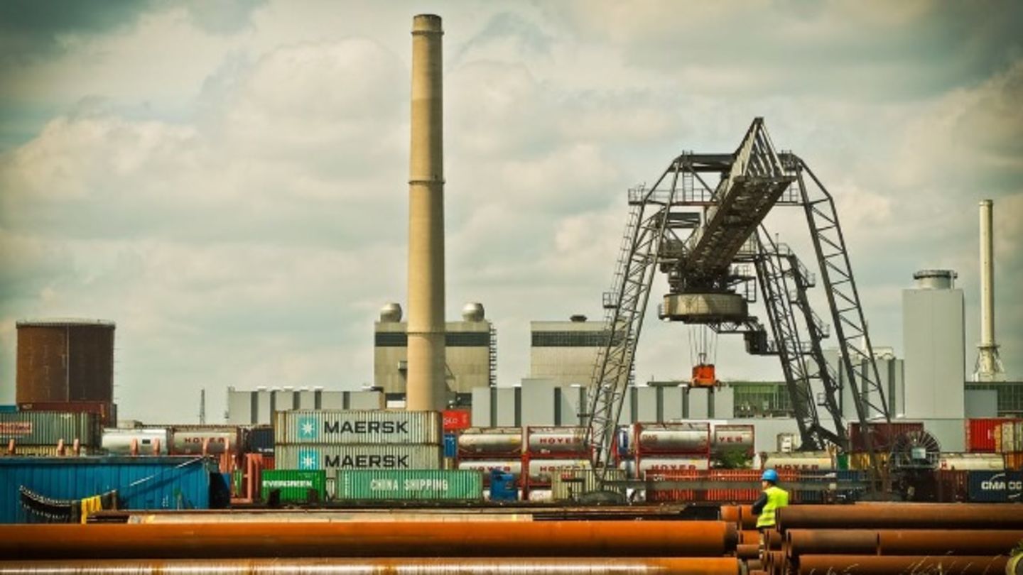 HiDubai-business-envision-middle-east-solutions-media-marketing-it-it-telecommunication-dubai-internet-city-al-sufouh-2-dubai-2