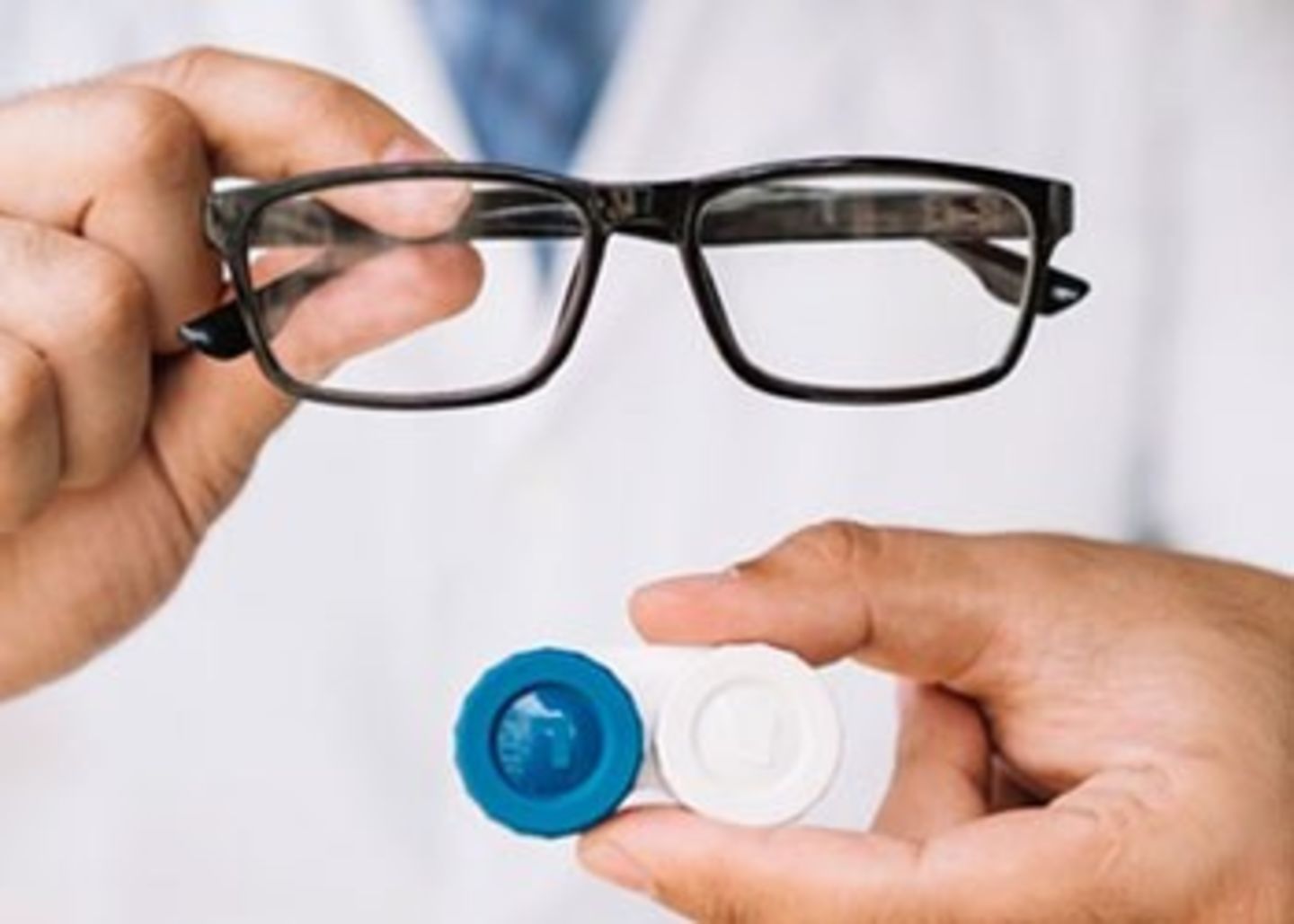 HiDubai-business-just-optic-shopping-watches-eyewear-global-village-wadi-al-safa-4-dubai