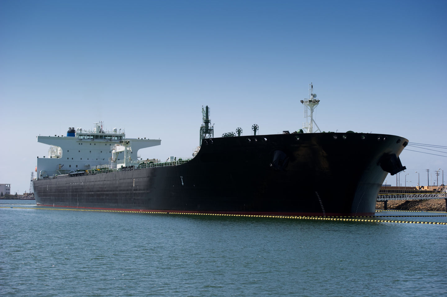 HiDubai-business-polish-rejestr-statkow-s-a-branch-of-dubai-shipping-logistics-marine-services-al-hamriya-port-dubai-1