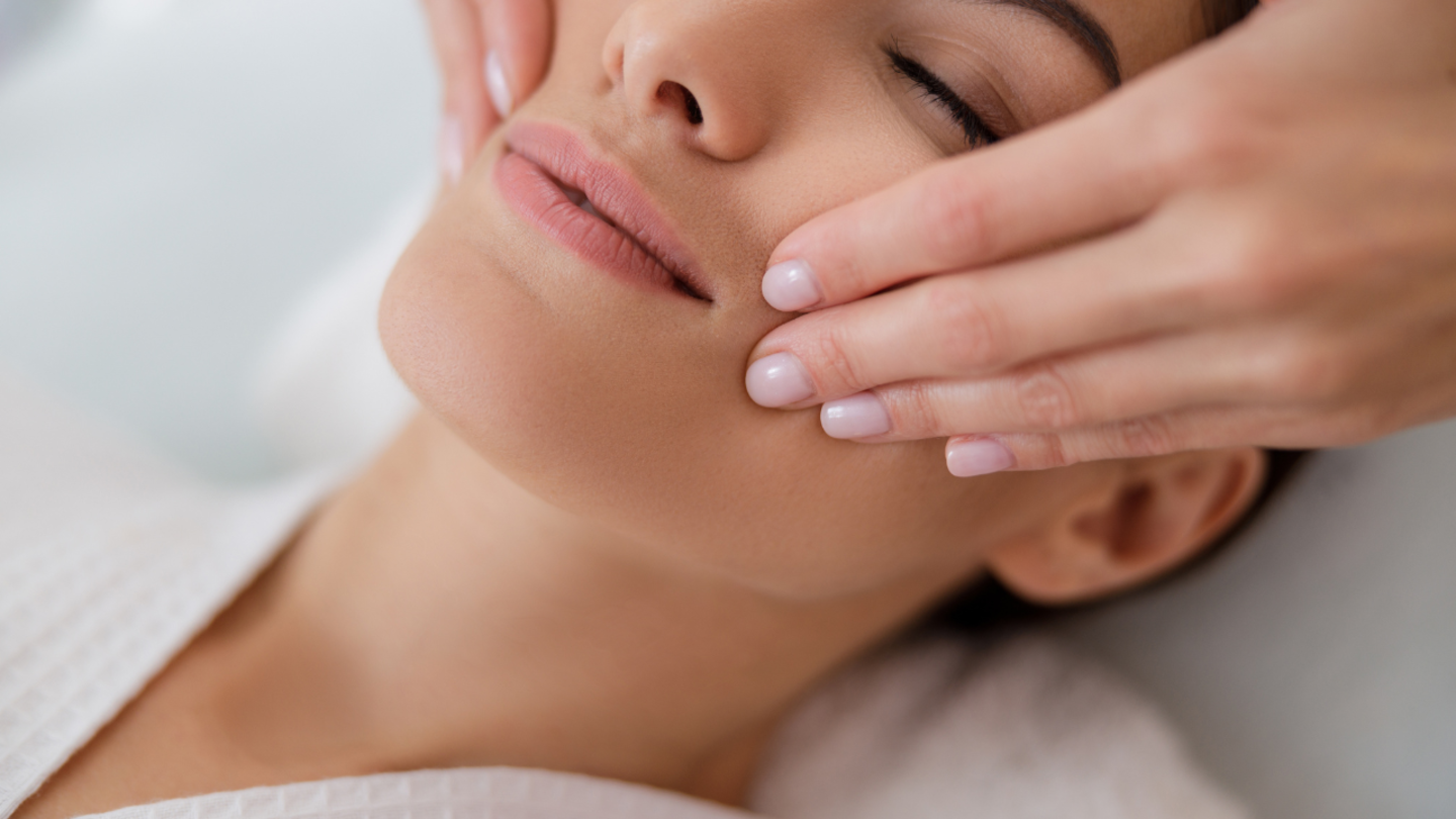 HiDubai-business-xx-life-ladies-salon-beauty-wellness-health-beauty-salons-international-city-warsan-1-dubai