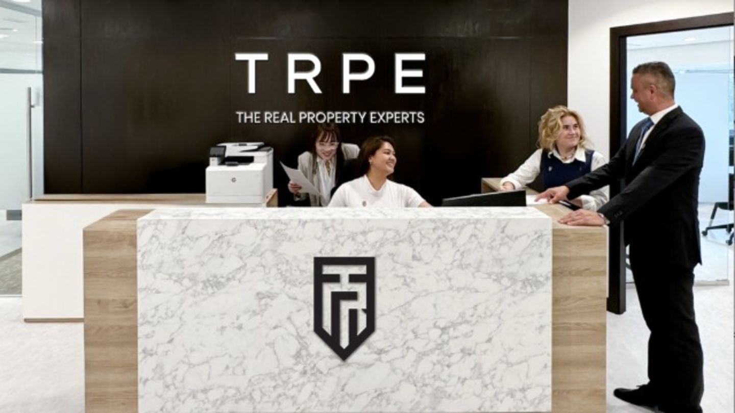 HiDubai-business-trpe-real-estate-housing-real-estate-real-estate-agencies-sheikh-zayed-road-1-trade-centre-2-dubai