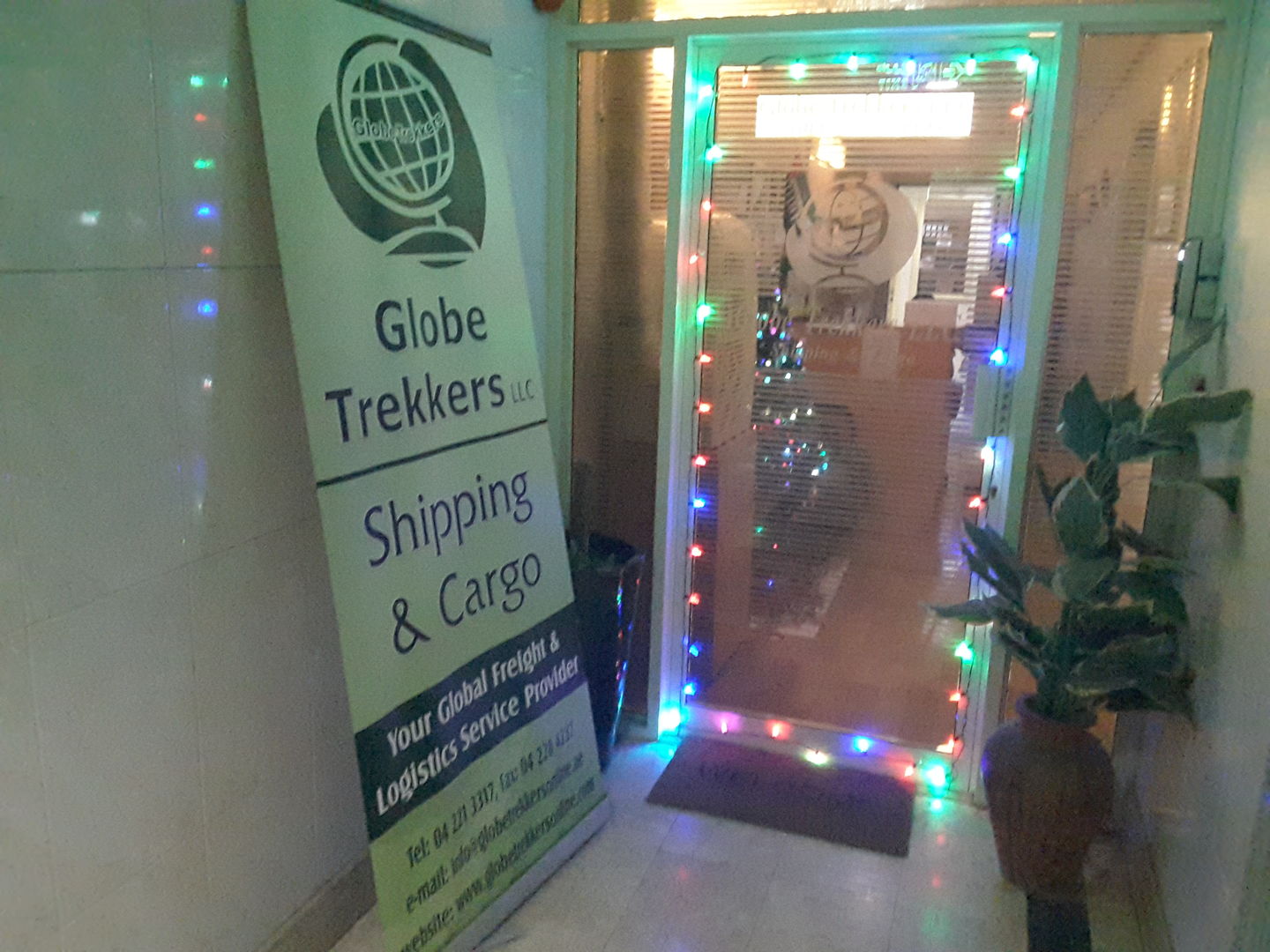 HiDubai-business-globe-trekkers-shipping-logistics-packaging-services-al-muraqqabat-dubai-2