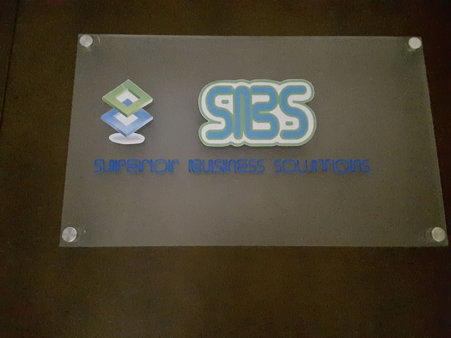 HiDubai-business-superior-business-solutions-middle-east-shopping-consumer-electronics-business-bay-dubai-2