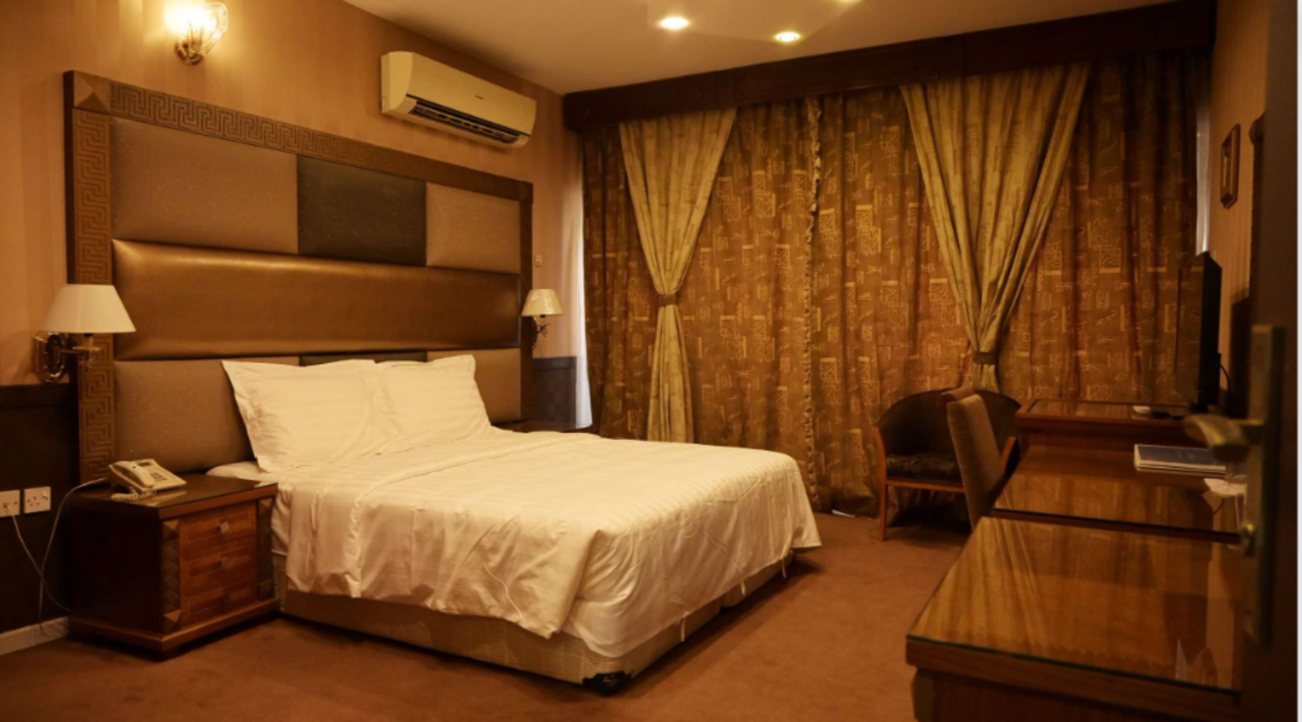 HiDubai-business-abjad-crown-hotel-hotels-tourism-hotels-resorts-al-muteena-dubai