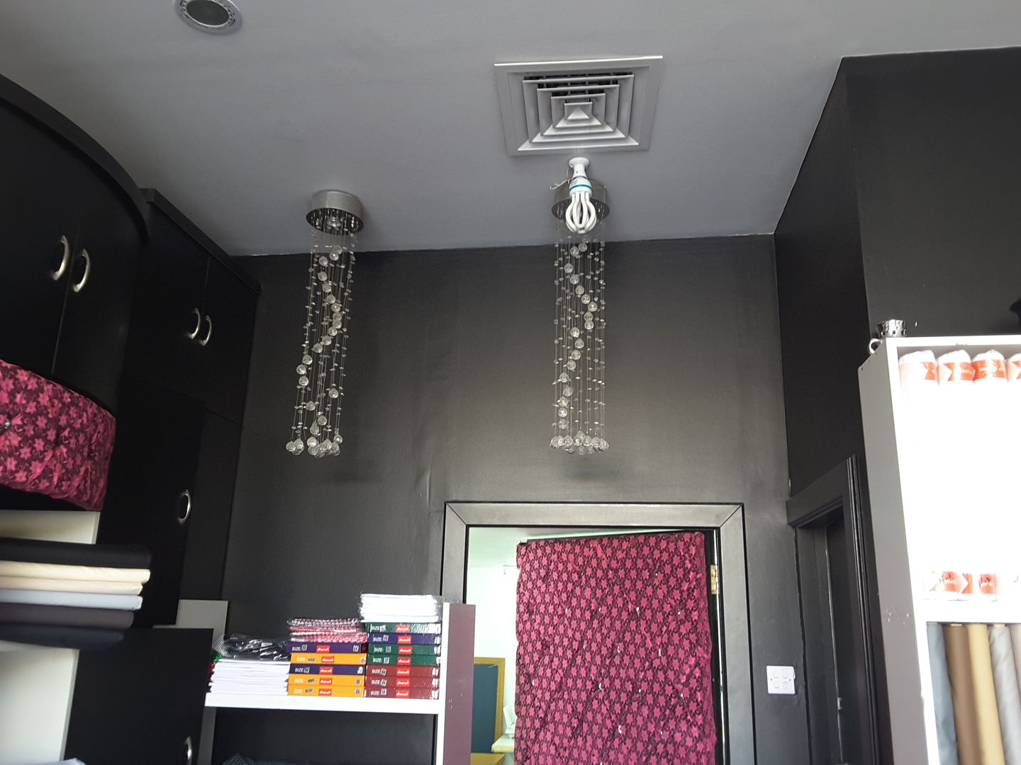 HiDubai-business-al-saqar-al-mutamaiz-gents-tailoring-home-tailoring-hor-al-anz-east-dubai-2