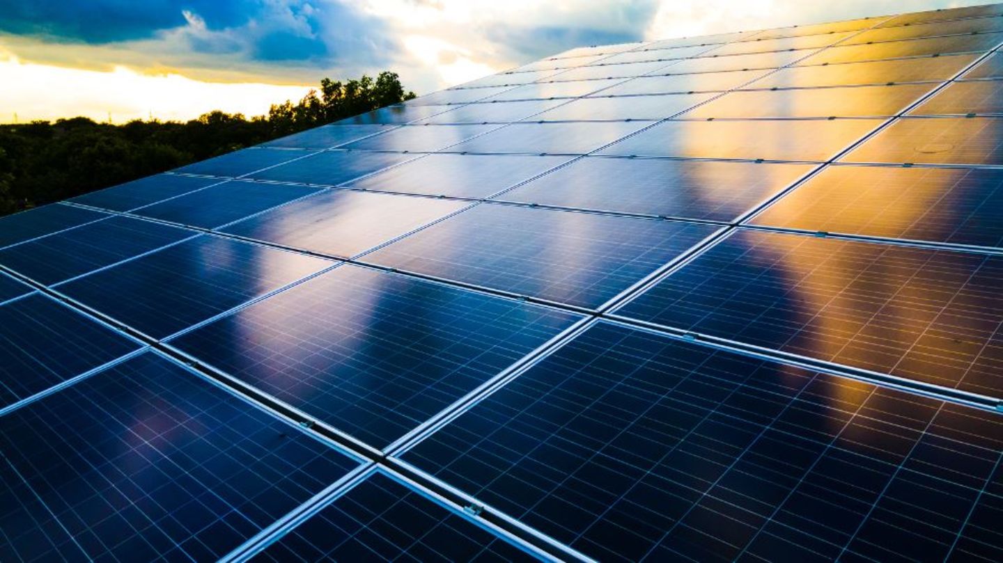 HiDubai-business-omar-omar-solar-energy-systems-installation-construction-heavy-industries-environmental-agricultural-companies-al-baraha-dubai