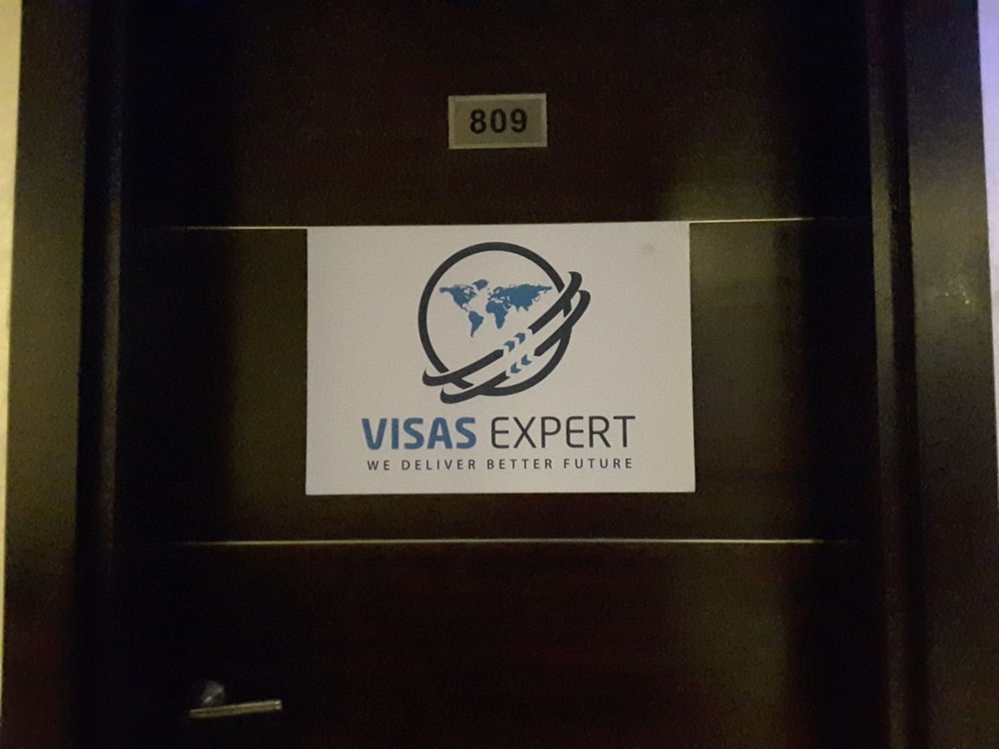 HiDubai-business-visas-expert-businessmen-services-b2b-services-pros-al-karama-dubai-2