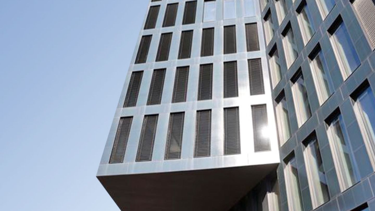 HiDubai-business-hueck-middle-east-aluminium-systems-b2b-services-construction-building-material-trading-dubai-investment-park-2-dubai