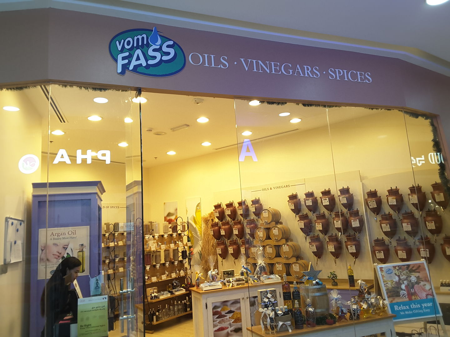 HiDubai-business-vom-fass-b2b-services-distributors-wholesalers-al-manara-dubai-2