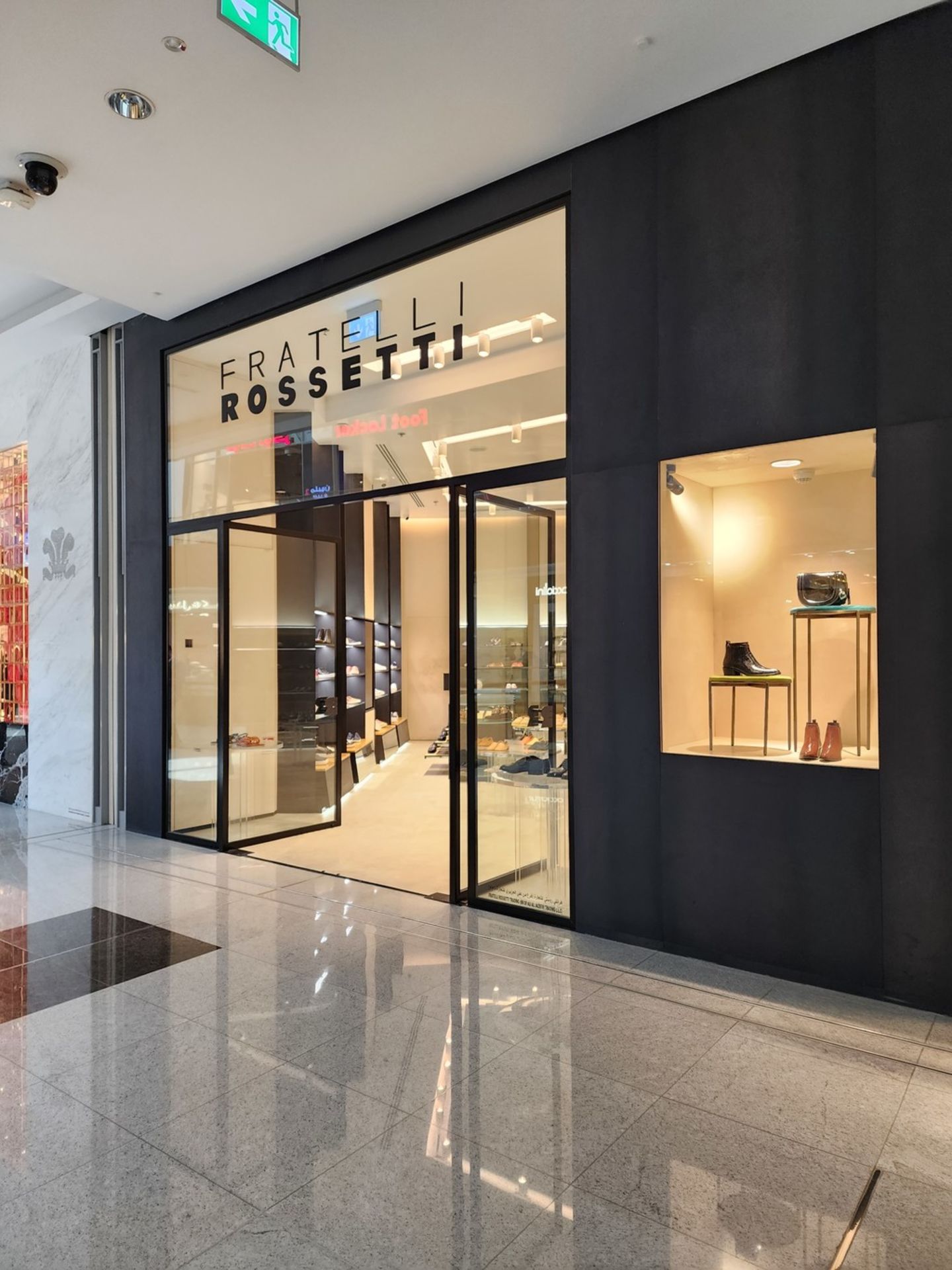 Fratelli Rossetti(Footwear) in Burj Khalifa, Dubai - HiDubai