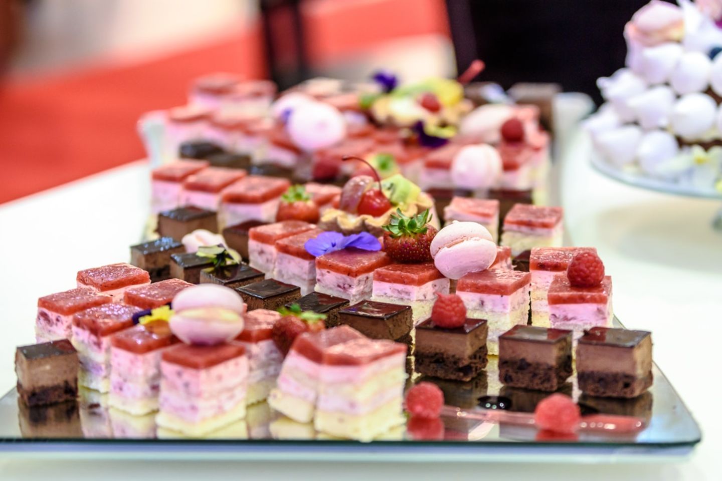 HiDubai-business-lamagon-food-beverage-bakeries-desserts-sweets-hor-al-anz-east-dubai-5
