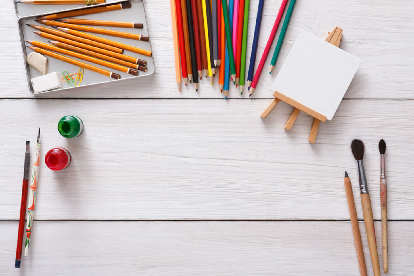 HiDubai-business-ajooba-stationery-gifts-shopping-souvenirs-gifts-business-bay-dubai-2