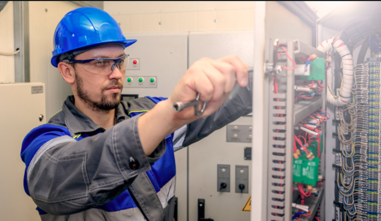 HiDubai-business-latinem-facilities-management-housing-real-estate-property-management-business-bay-dubai