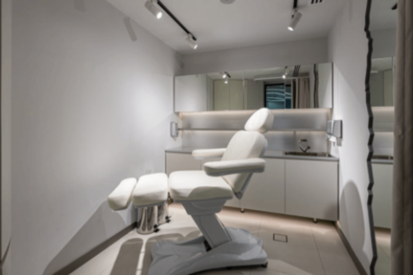 HiDubai-business-milena-aesthetic-clinic-beauty-wellness-health-specialty-clinics-jumeirah-beach-residence-marsa-dubai-dubai