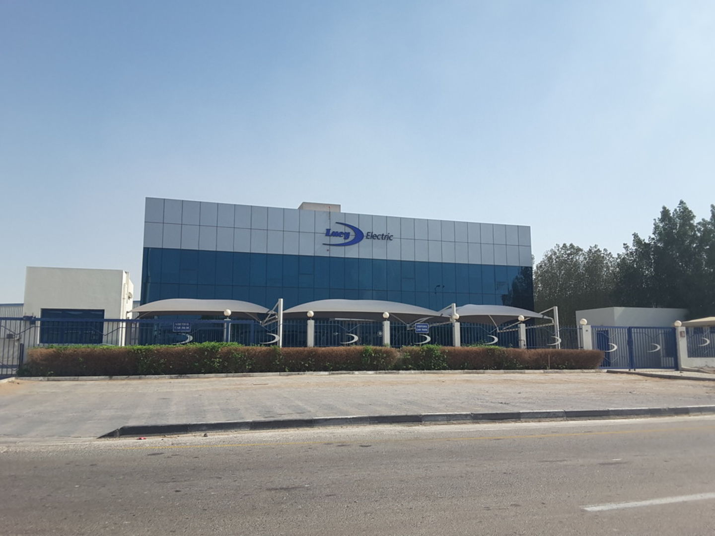 HiDubai-business-lucy-electric-b2b-services-distributors-wholesalers-jebel-ali-free-zone-mena-jebel-ali-dubai-2