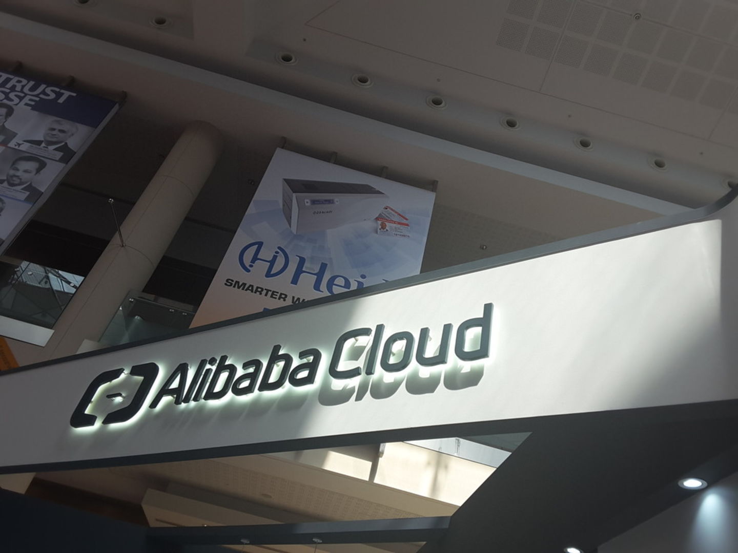 HiDubai-business-alibaba-cloud-b2b-services-it-services-business-bay-dubai-2
