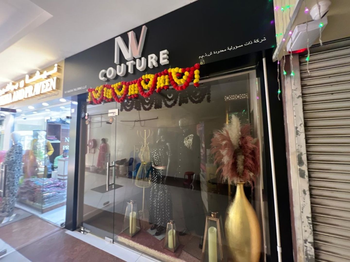 HiDubai-business-n-v-naisha-tailoring-shopping-custom-clothes-designers-meena-bazar-al-souq-al-kabeer-dubai