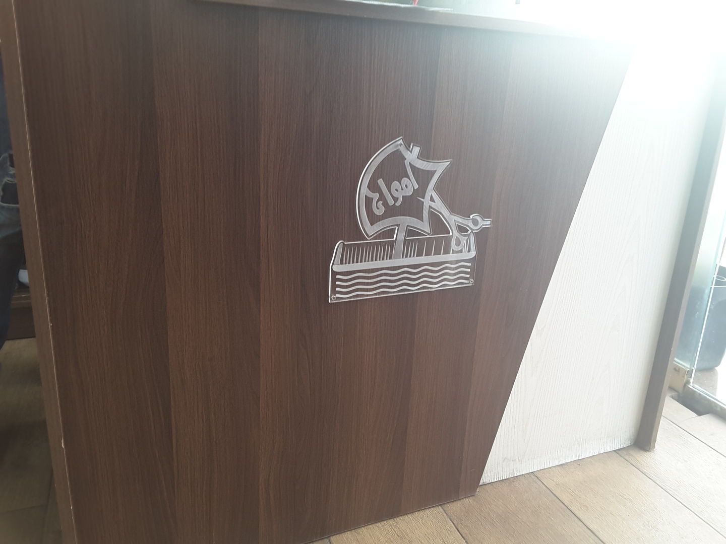 HiDubai-business-new-waves-gents-salon-beauty-wellness-health-beauty-salons-al-rigga-dubai-2